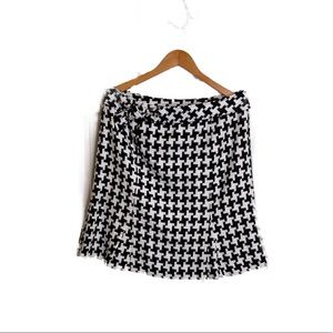 Black and White Houndstooth Skirt